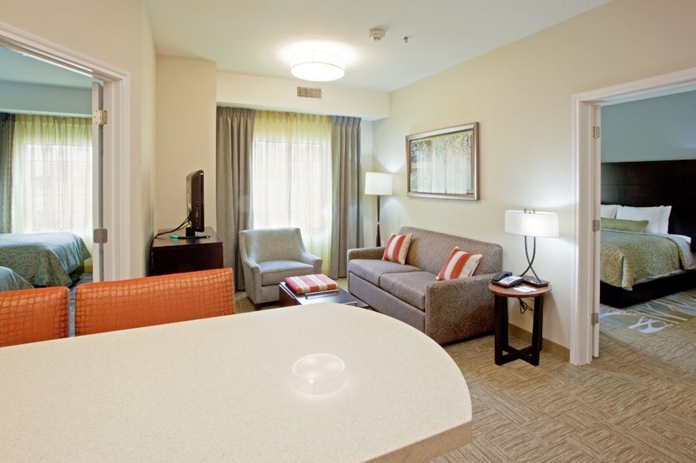 Staybridge Suites Des Moines Downtown By Ihg Kültér fotó