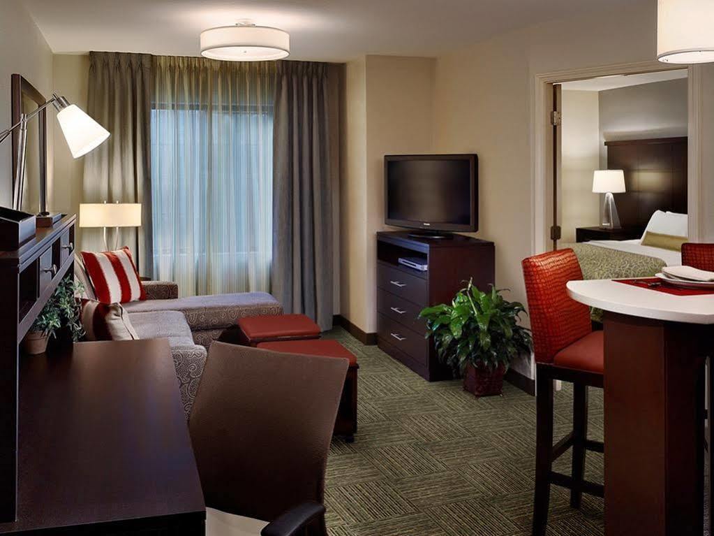 Staybridge Suites Des Moines Downtown By Ihg Kültér fotó